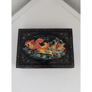 Vtg Palekh Russian Lacquer Trinket Box Hinged Troika 3-Horse-Sleigh snow village